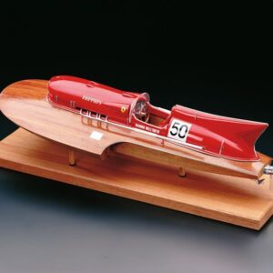 Kit lancha de carreras Arno XI Ferrari (1953) a escala 1:8 Amati 1604